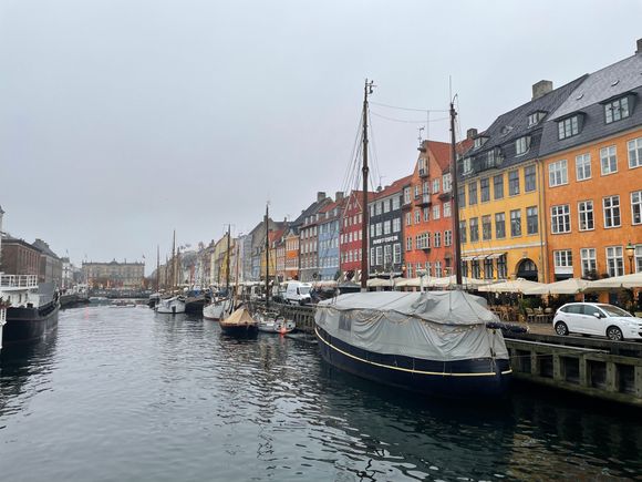 Nyhavn nearby the Socialist. 