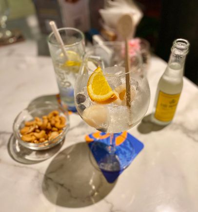 Juniper G & T
With blueberries 