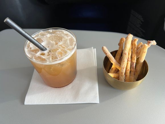 Margarita and breadsticks
