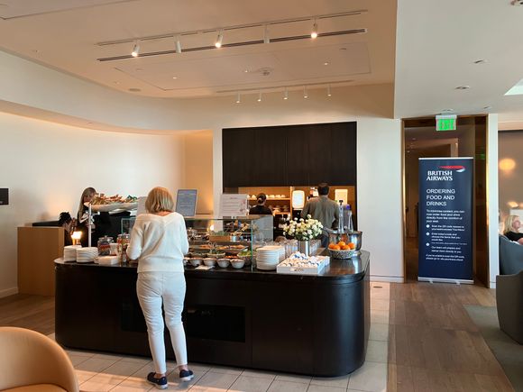 Buffet island- British Airways Galleries Lounge SFO