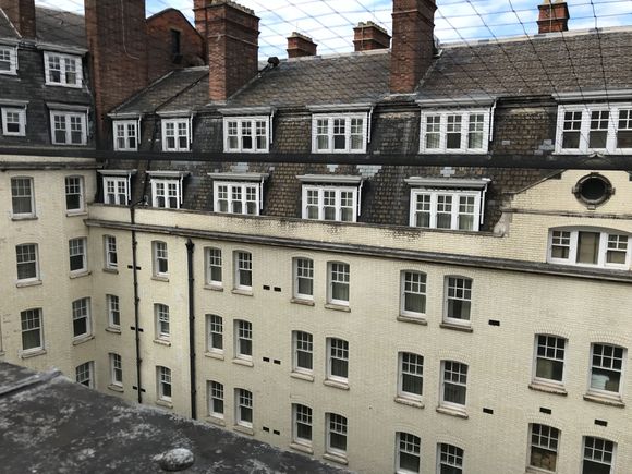 Beware: Some rooms look out on others and face the innercourt