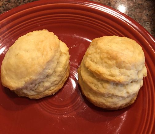 Tried my hand at Regina’s butter biscuits (of SFO’s Biscuits nd Blues). Not bad for a first try. Served them with creamed chicken and mashed potatoes. Also made some marmalade butter for the extras. 