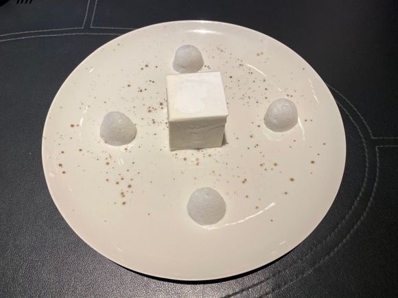 Signature dessert 