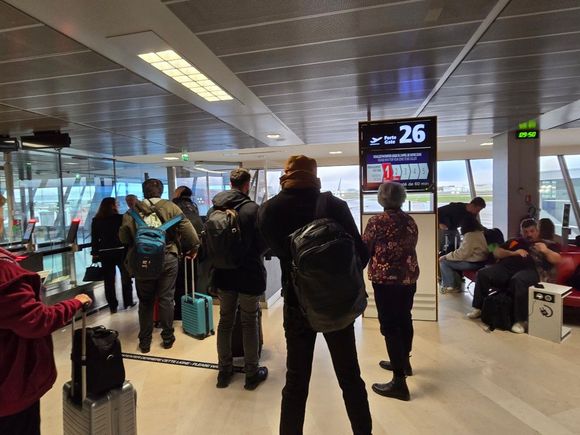 Gate area
