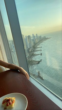 Nice views from club. They serve snacks from 4-6 and happy hour. I used it once. They also served breakfast here. I made it to breakfast once. 