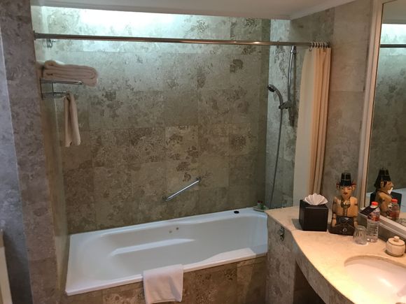 Bathroom : older equipment but it was clean