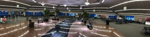 Concourse B rotunda 