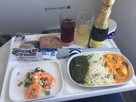 Indian curry with slow cooked fresh cheese and spinach