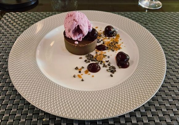 Chocolate Cherry delice
