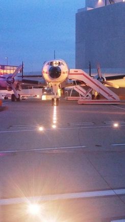 Approaching the Connie Lounge from the hotel