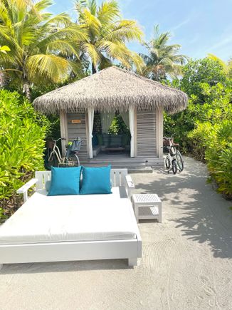 Cabanas (which are free by the way)