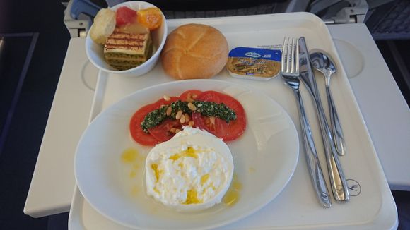 AMS-FRA morning flight Business Class meal, 1 hr flight 