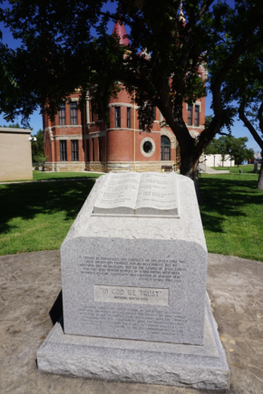 Clarendon, Donley County