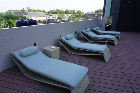 Swimming pool deck