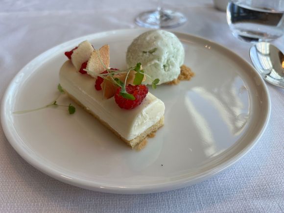 White Chocolate Mousse 