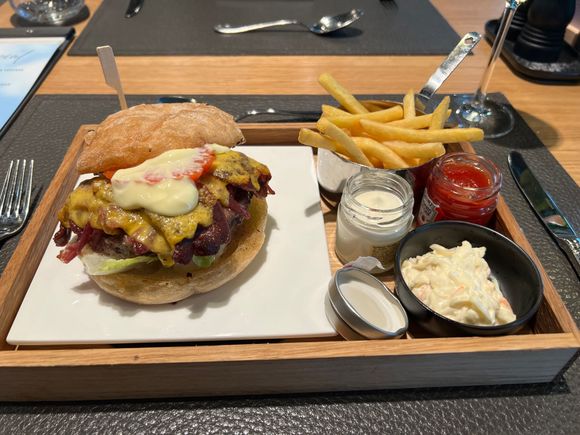 Signature Burger