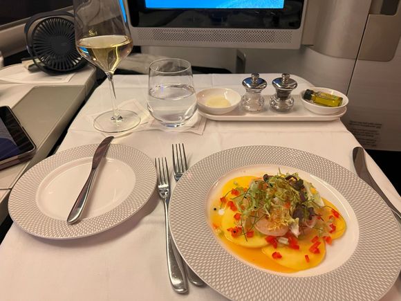King prawns, mango ceviche, red pepper, celery