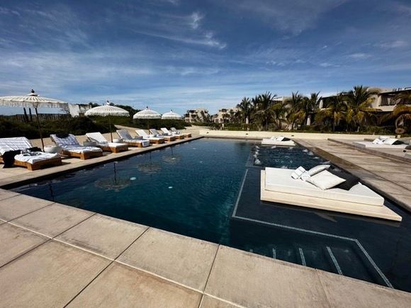 Warm Pool/Hot Tub