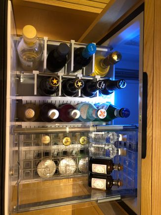 Pull-out fridge