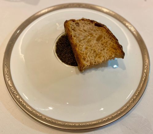 Caviar with sourdough 