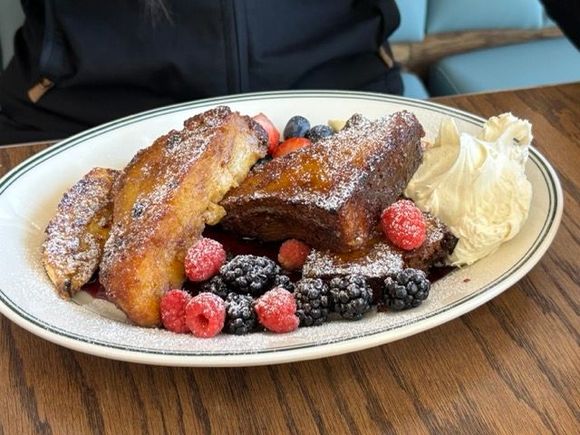 French toast at 5th Street Diner