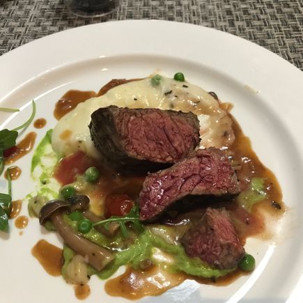 Ordered medium rare, better than I could ever have hoped for onboard with BA.