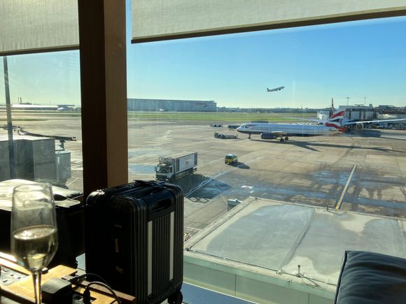 Cathay Lounge