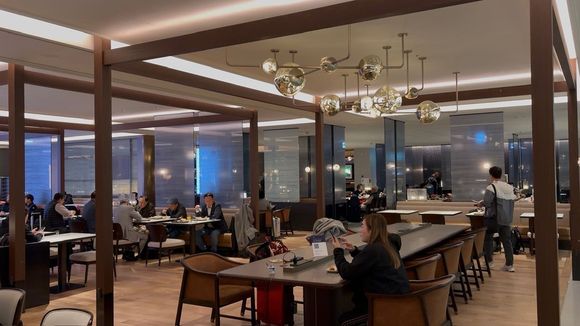 Prestige Lounge East