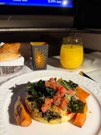 Kale & Tomato Frittata. 