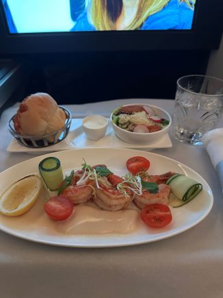 Went for the Grilled Prawns to start, were pretty nice and succulent. And not a bad portion either.