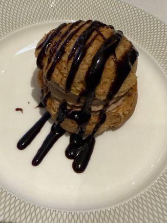Caramel chou - a bit creamier than need be and not enough chocolate but not bad