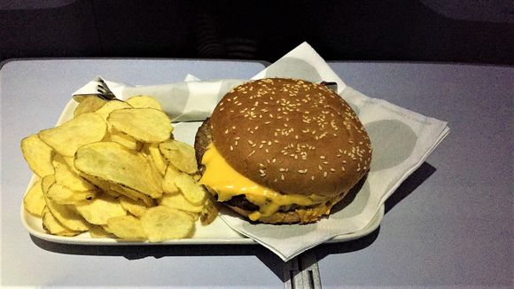 "Legendary" Finnair hamburger. Had to take this one for the team. This was maybe the best part of the whole dining experience. Tells more about the rest of the service than the burger...