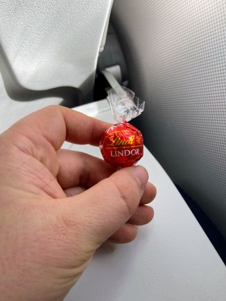 The chocolate of the season is Lindt Lindor balls, I have been informed of this earlier this week and it is indeed as described.