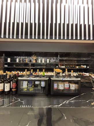 Bar area 