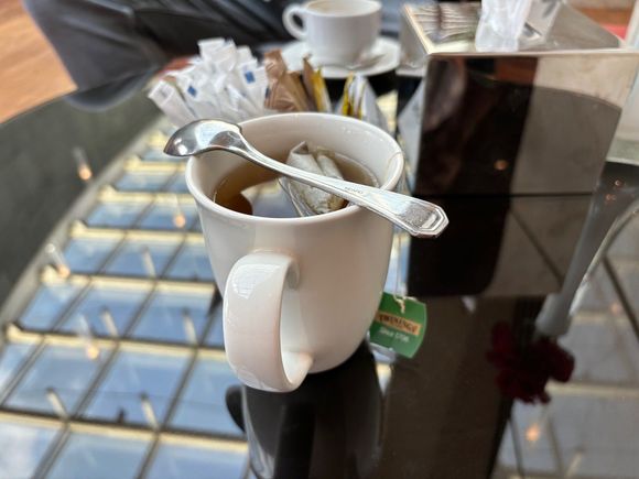 Afternoon tea (no cakes and cookies were offered, maybe because of Ramadan)
