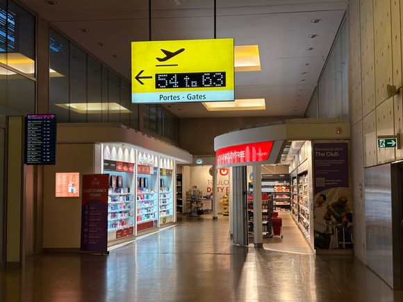 Small duty free section after passport control