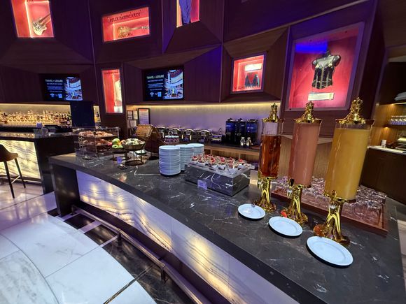 Breakfast buffet