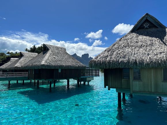 Mt.Otemanu view villas