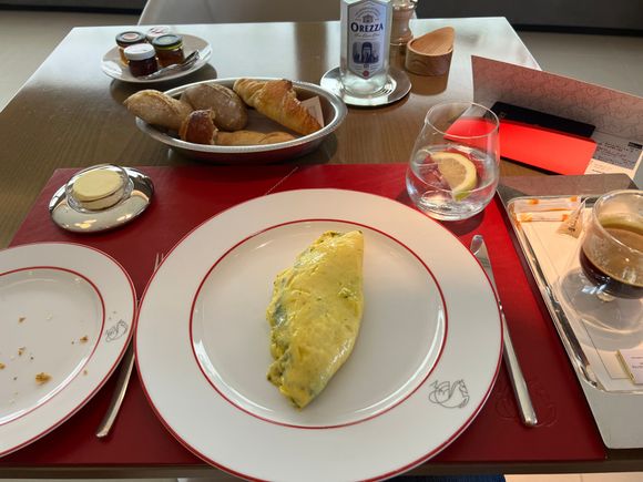 Omelette aux fines herbes and car fest round 2