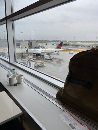 Lounge tarmac views