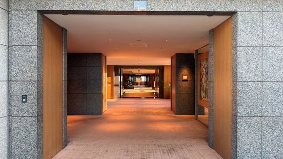 Entrance to hotel