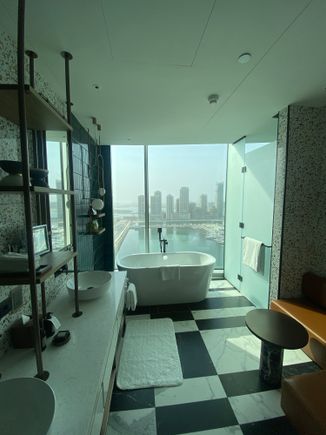Spectacular Suite - bedroom 