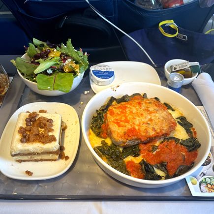 PARMESAN CHICKEN MEATLOAF
with creamy polenta, Tuscan kale, and tomato sauce