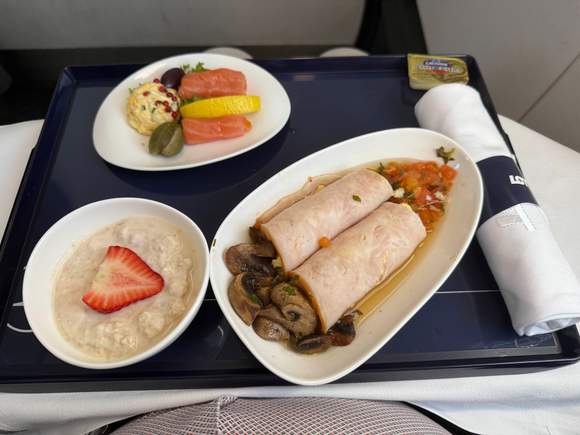WAW-BRU breakfast