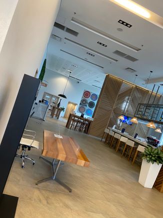 Lobby/bar