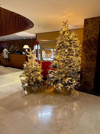 The Ritz-Carlton, Vienna (Lobby)