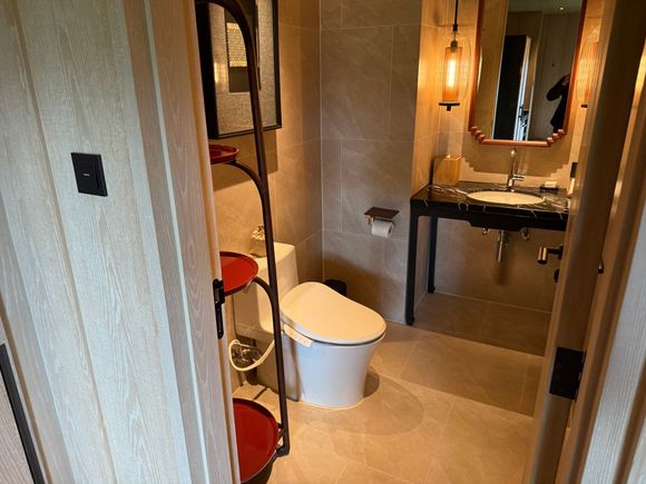 powder room