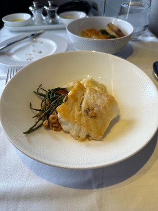 The halibut was excellent 