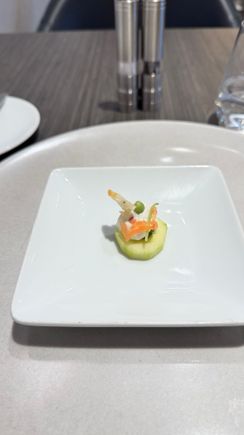 Amuse bouche: cucumber with crostini; meh