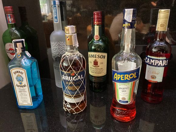 Catering to British tastes : these options are out from 11 mornings till 23 H evenings